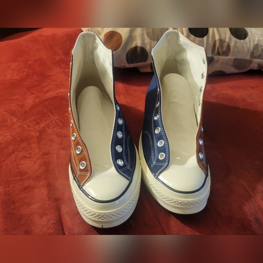 Chuck taylors